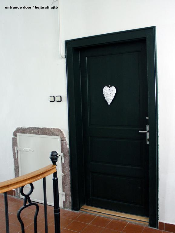 Óváros Apartman Veszprém Exterior foto