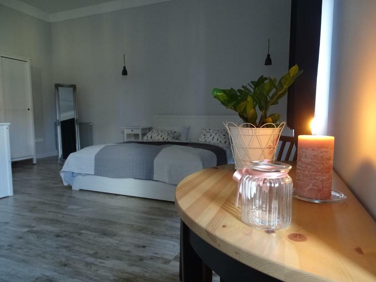 Óváros Apartman Veszprém Exterior foto